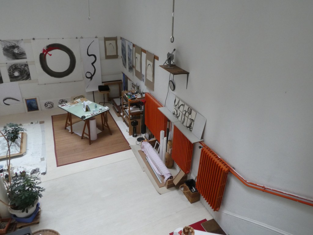 paroi d'atelier avec travaux