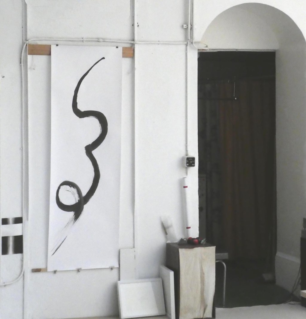 dessin suspendu à l'atelier