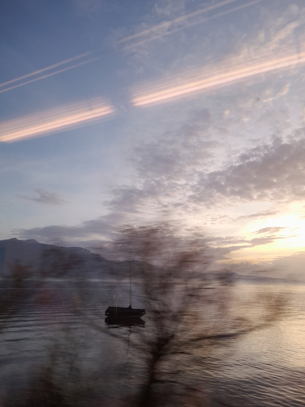 Léman vu du train